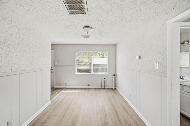 9118 Spaulding Street, Houston, TX 77016