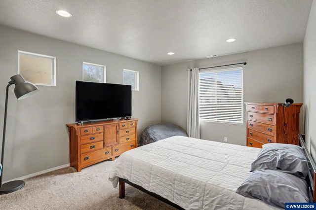 543 Casting St SE, Albany, OR 97322