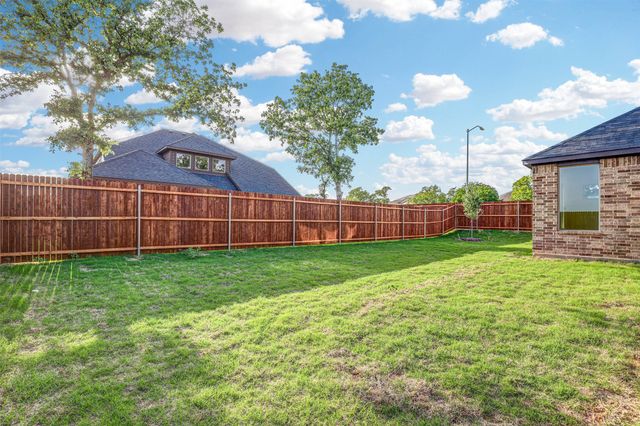 929 Ryed Lane, Fort Worth, TX 76120