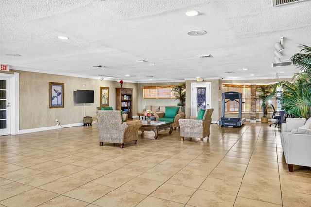 13824 ORANGE SUNSET 202, Tampa, FL 33618