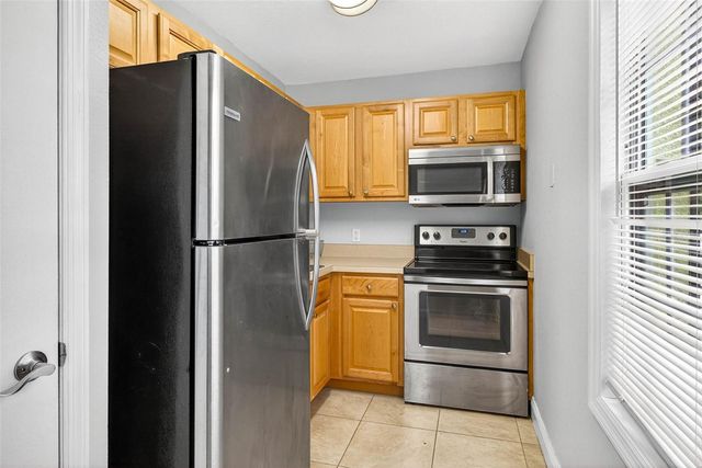 13824 ORANGE SUNSET 202, Tampa, FL 33618