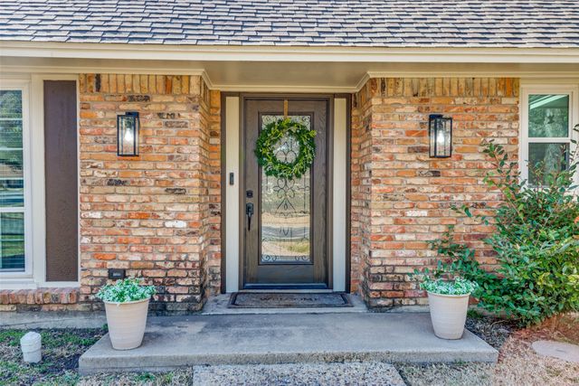 6901 Miramar Circle, Fort Worth, TX 76126