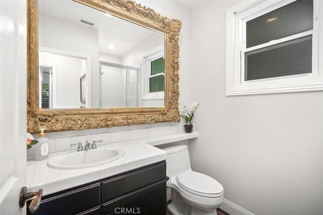 19 Crestview Drive, Rancho Santa Margarita, CA 92688