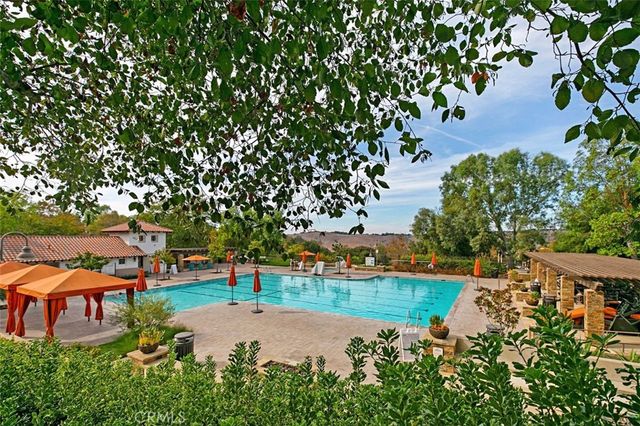 19 Crestview Drive, Rancho Santa Margarita, CA 92688