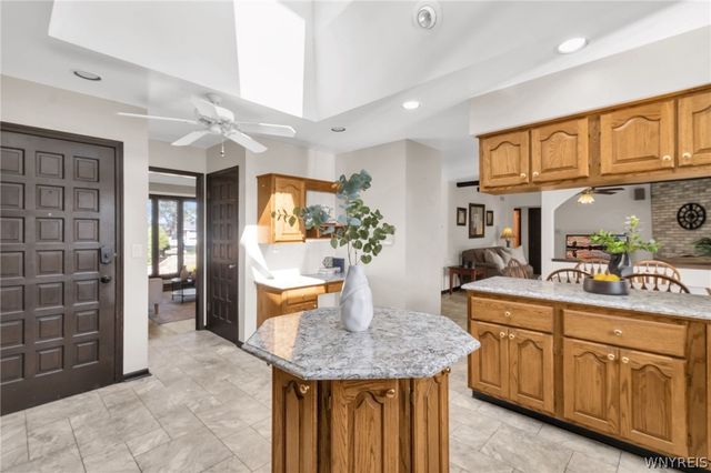 111 Windmill Road, West Seneca, NY 14218