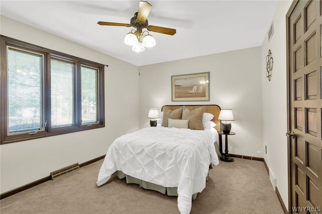 111 Windmill Road, West Seneca, NY 14218