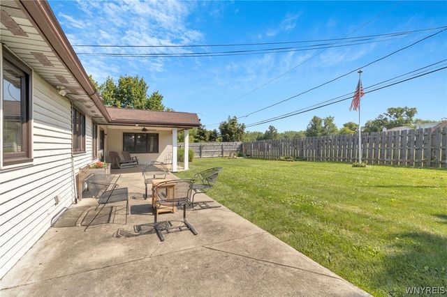 111 Windmill Road, West Seneca, NY 14218