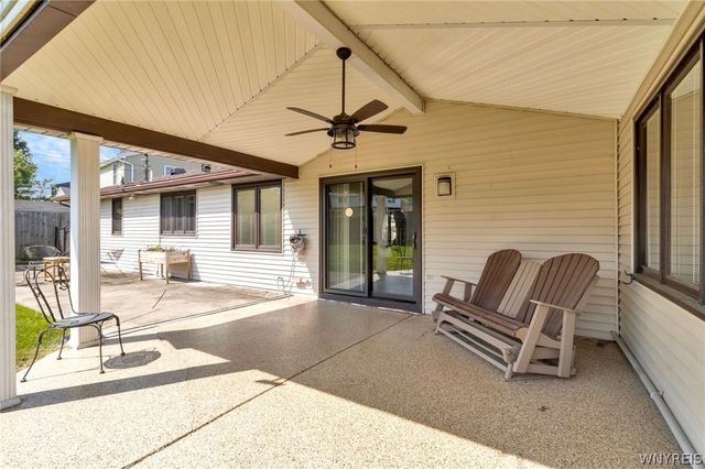 111 Windmill Road, West Seneca, NY 14218