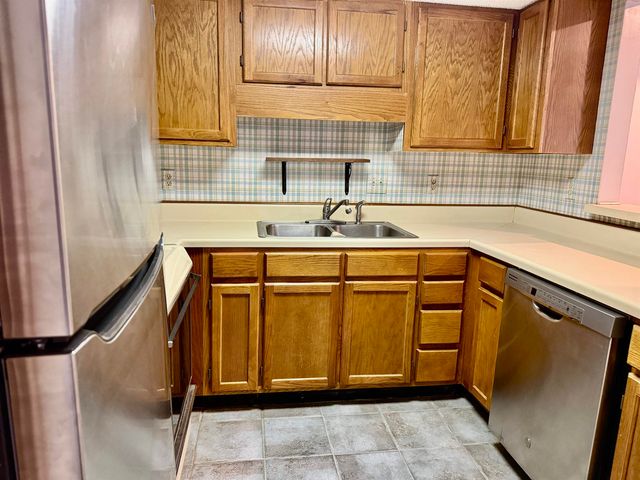 408 71st Ave N Apt 1, Myrtle Beach, SC 29572
