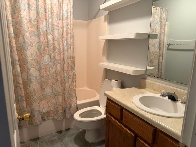 408 71st Ave N Apt 1, Myrtle Beach, SC 29572