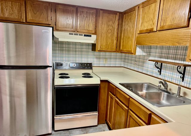408 71st Ave N Apt 1, Myrtle Beach, SC 29572