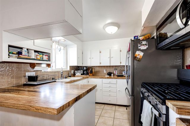 2487 Pinto Trail, Elizabeth, CO 80107