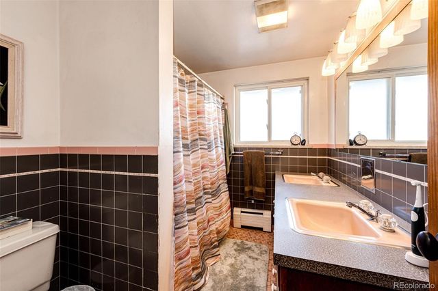 2487 Pinto Trail, Elizabeth, CO 80107