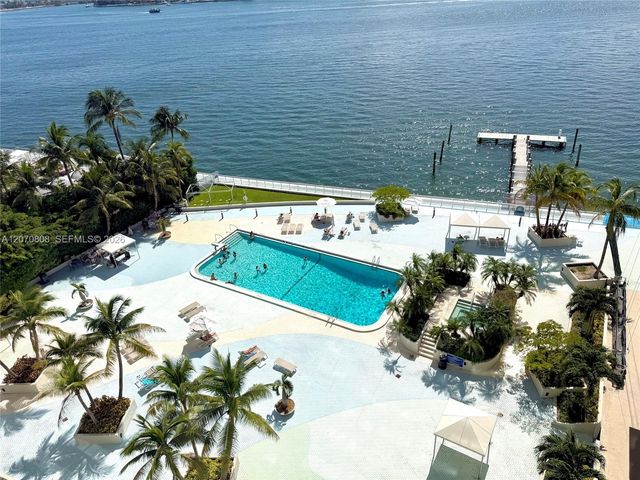 1200 West Avenue 1002, Miami Beach, FL 33139