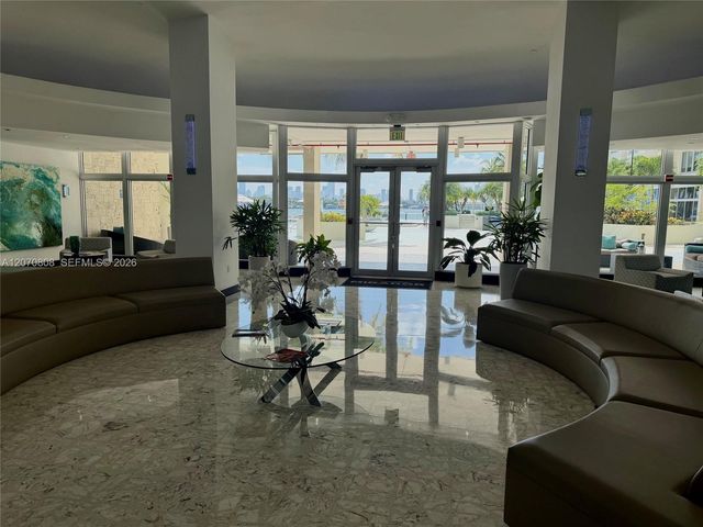 1200 West Avenue 1002, Miami Beach, FL 33139