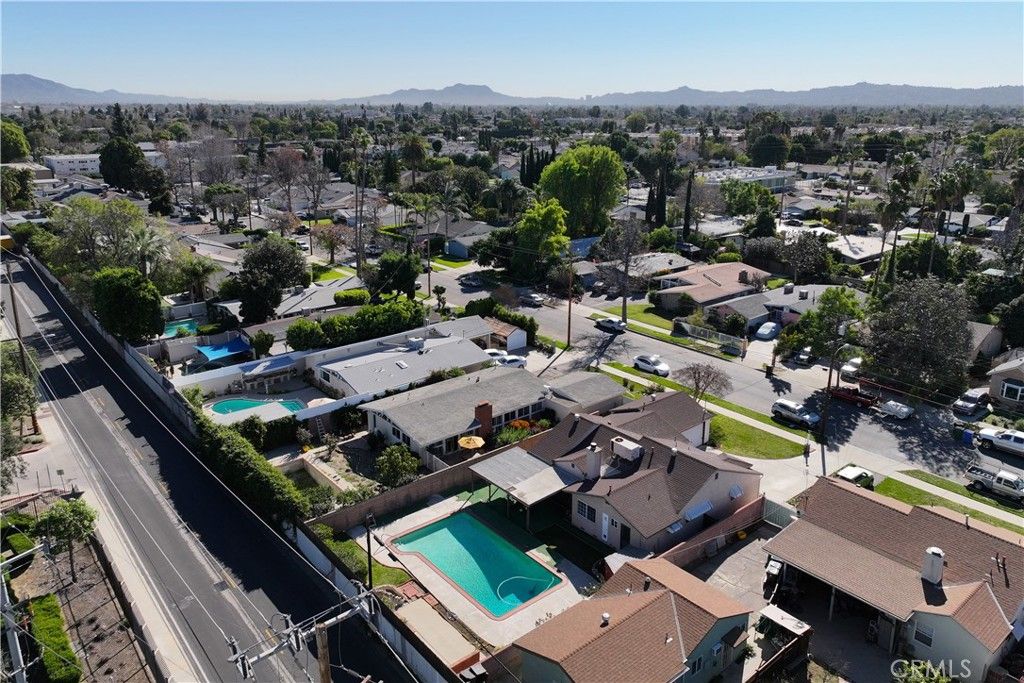 Image 22 of property listing at 14239 Cohasset, Van Nuys, CA 91405