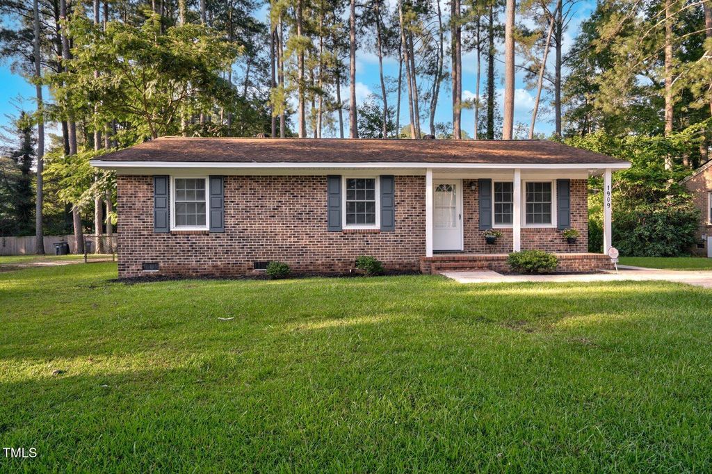 1909 Fletcher Drive, Rocky Mount, NC 27801