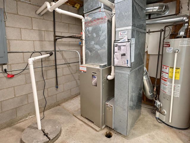 11040 N Riverland COURT, Mequon, WI 53092