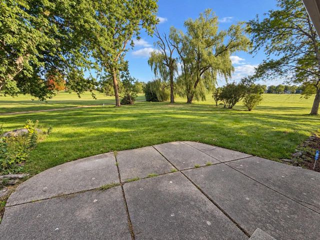 11040 N Riverland COURT, Mequon, WI 53092