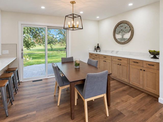 11040 N Riverland COURT, Mequon, WI 53092