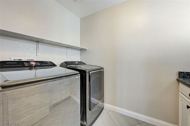 3869 Catlyn Woods Avenue, Las Vegas, NV 89141