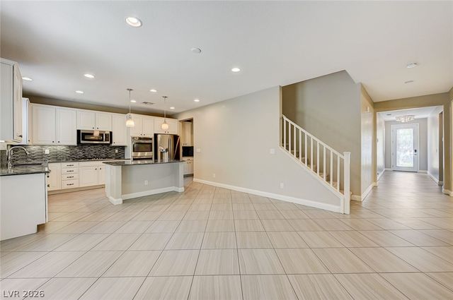 3869 Catlyn Woods Avenue, Las Vegas, NV 89141