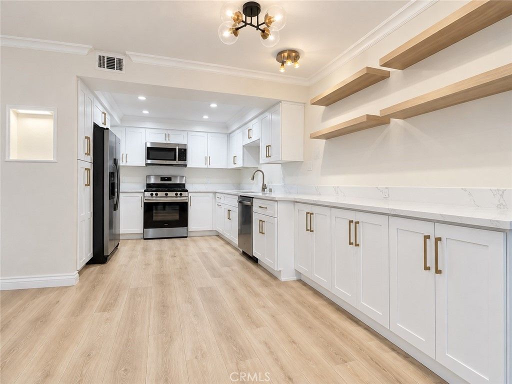 2704 Via Colina 09, Fullerton, CA 92835 — photo 2