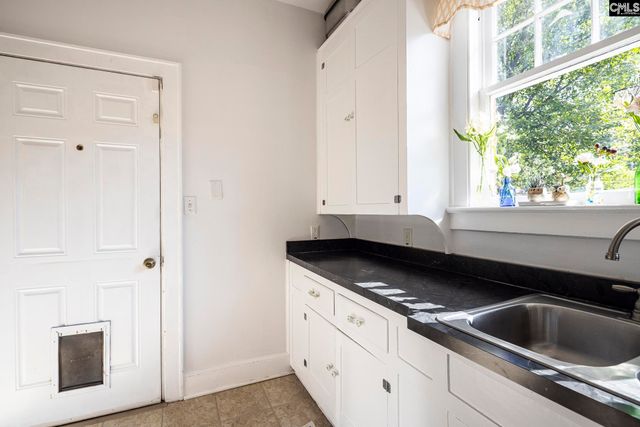 2215 Washington Street, Columbia, SC 29204