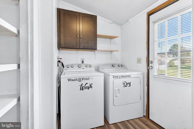 102 ARROWWOOD CT, Lancaster, PA 17603