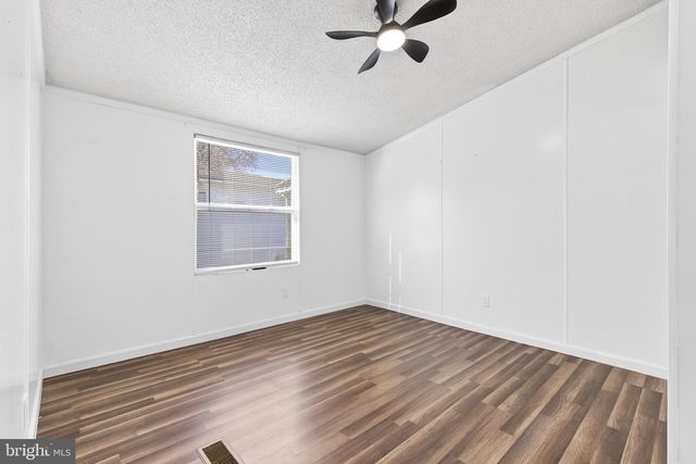 102 ARROWWOOD CT, Lancaster, PA 17603