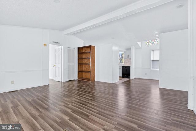 102 ARROWWOOD CT, Lancaster, PA 17603