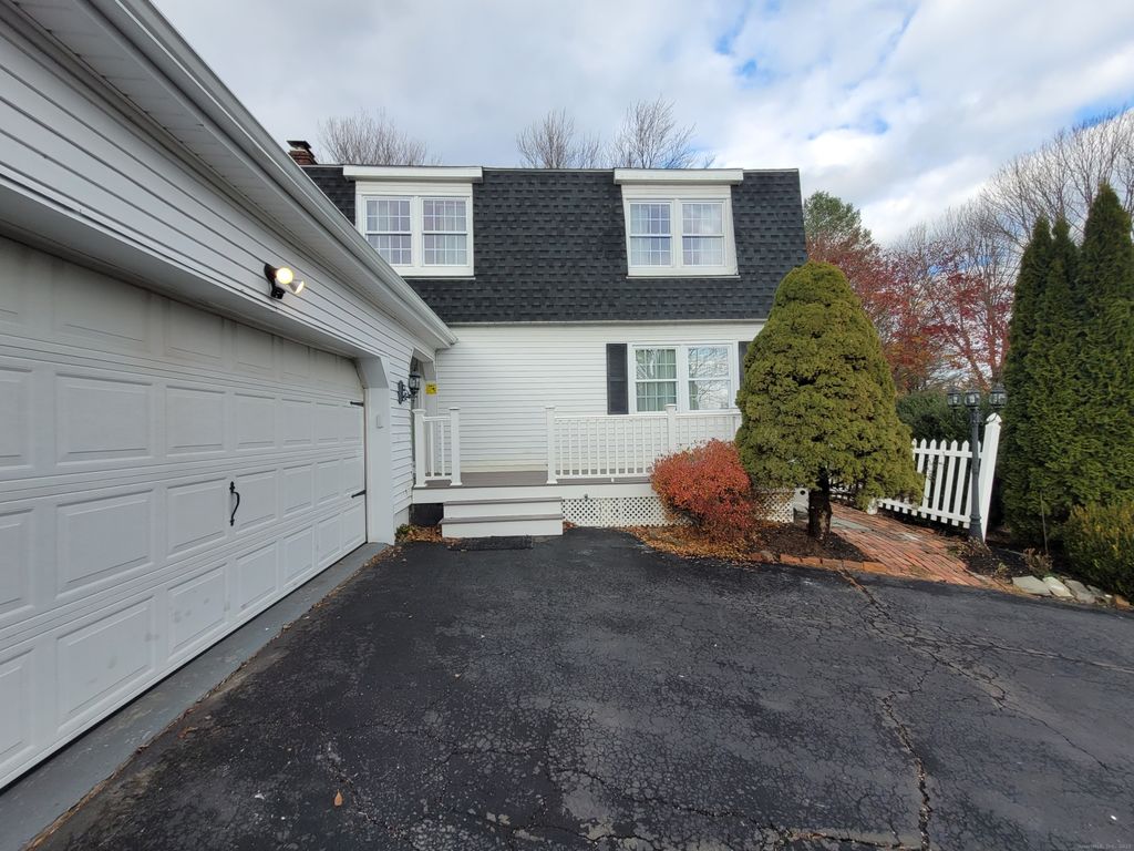 9 Monroe Drive, New Milford, CT 06776