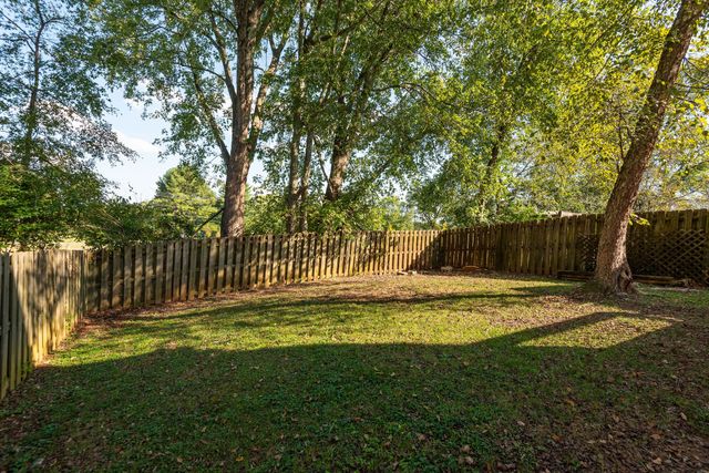 4281 Chesney Glen Dr, Hermitage, TN 37076