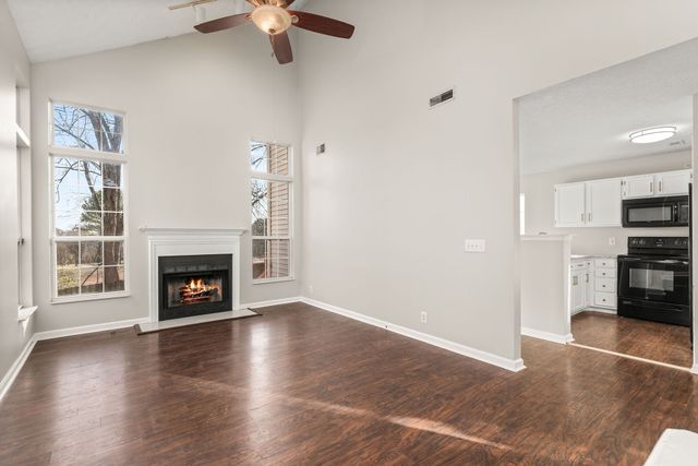 4281 Chesney Glen Dr, Hermitage, TN 37076