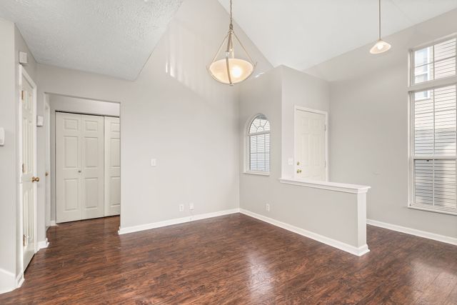 4281 Chesney Glen Dr, Hermitage, TN 37076