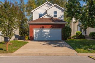 4281 Chesney Glen Dr, Hermitage, TN 37076