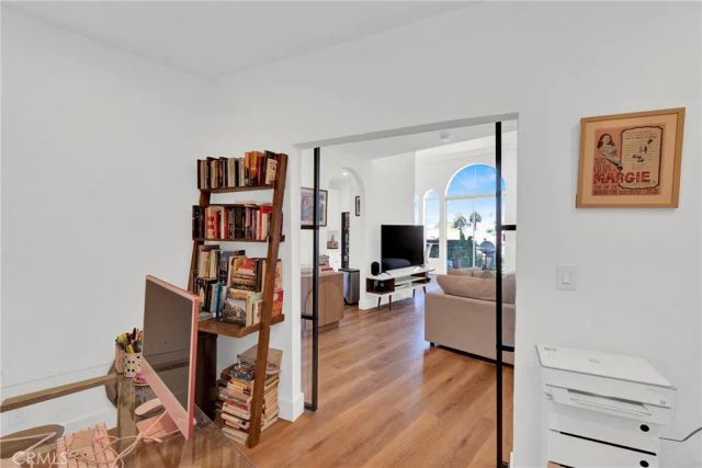 4830 Elmwood Avenue 302, Los Angeles, CA 90004