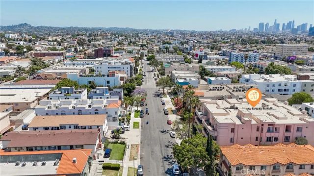 4830 Elmwood Avenue 302, Los Angeles, CA 90004