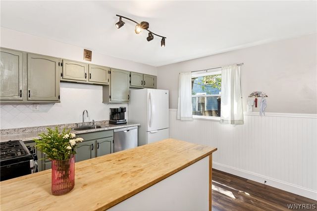 433 Breckenridge Street, Buffalo, NY 14213