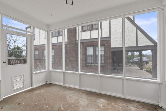 215 Thayer Street, Little Rock, AR 72205