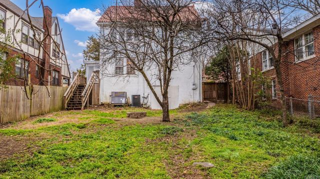 215 Thayer Street, Little Rock, AR 72205