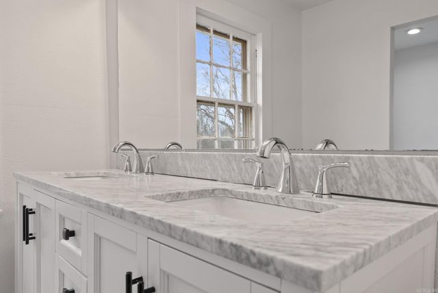 215 Thayer Street, Little Rock, AR 72205