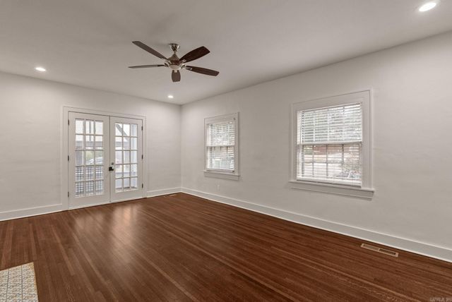 215 Thayer Street, Little Rock, AR 72205