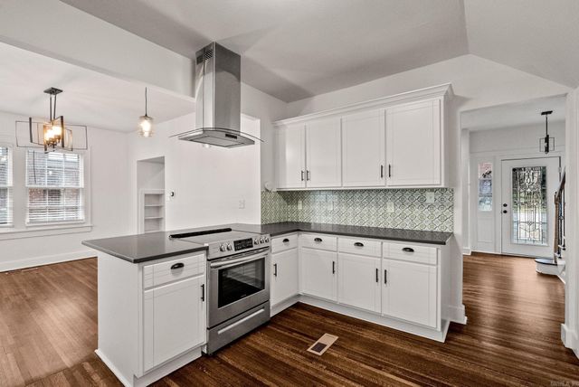 215 Thayer Street, Little Rock, AR 72205