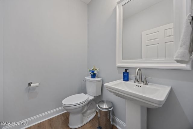 107 Devonshire Avenue W, West End, NC 27376