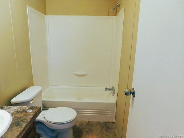 4259 Greentree Lane, Lake Charles, LA 70611