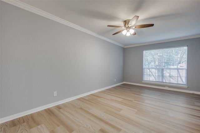 4427 Holland Avenue 105, Dallas, TX 75219