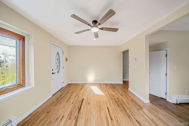 31 Walnut Avenue, Patchogue, NY 11772