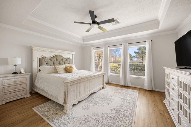 1489 Garden Lakes Drive, Friendswood, TX 77546