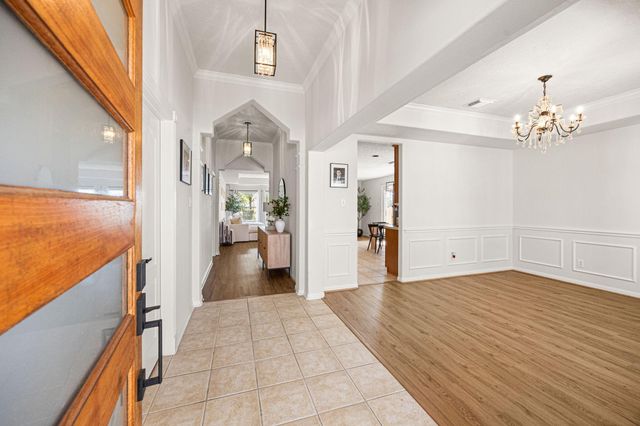 1489 Garden Lakes Drive, Friendswood, TX 77546